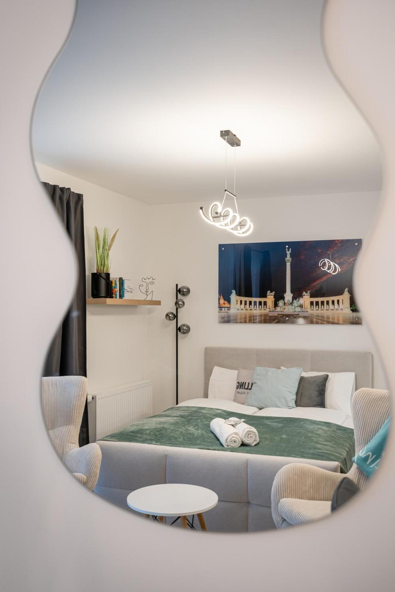 Heroes Square Apartment Budapest Bagian luar foto