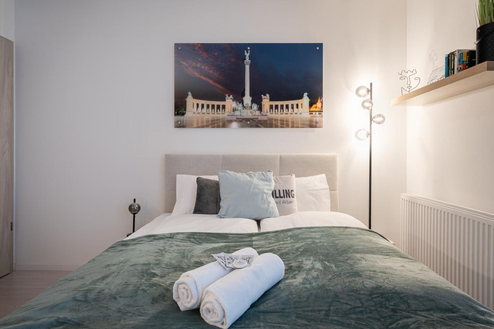 Heroes Square Apartment Budapest Bagian luar foto